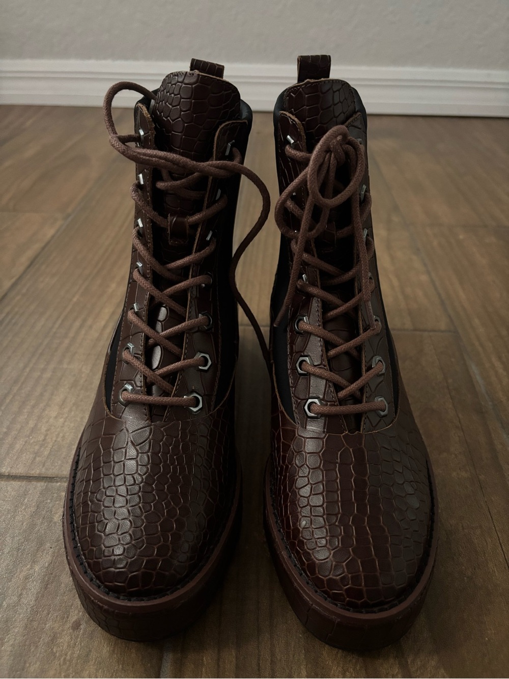 Kelsi Dagger Burgandy Freezenc Ankle Booties